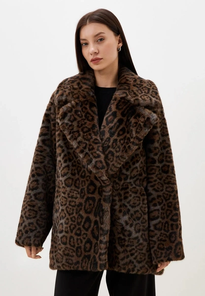 Как стилизовать самые акцентные вещи сезона: леопардовые шубы, укороченные перчатки и меховые аксессуары