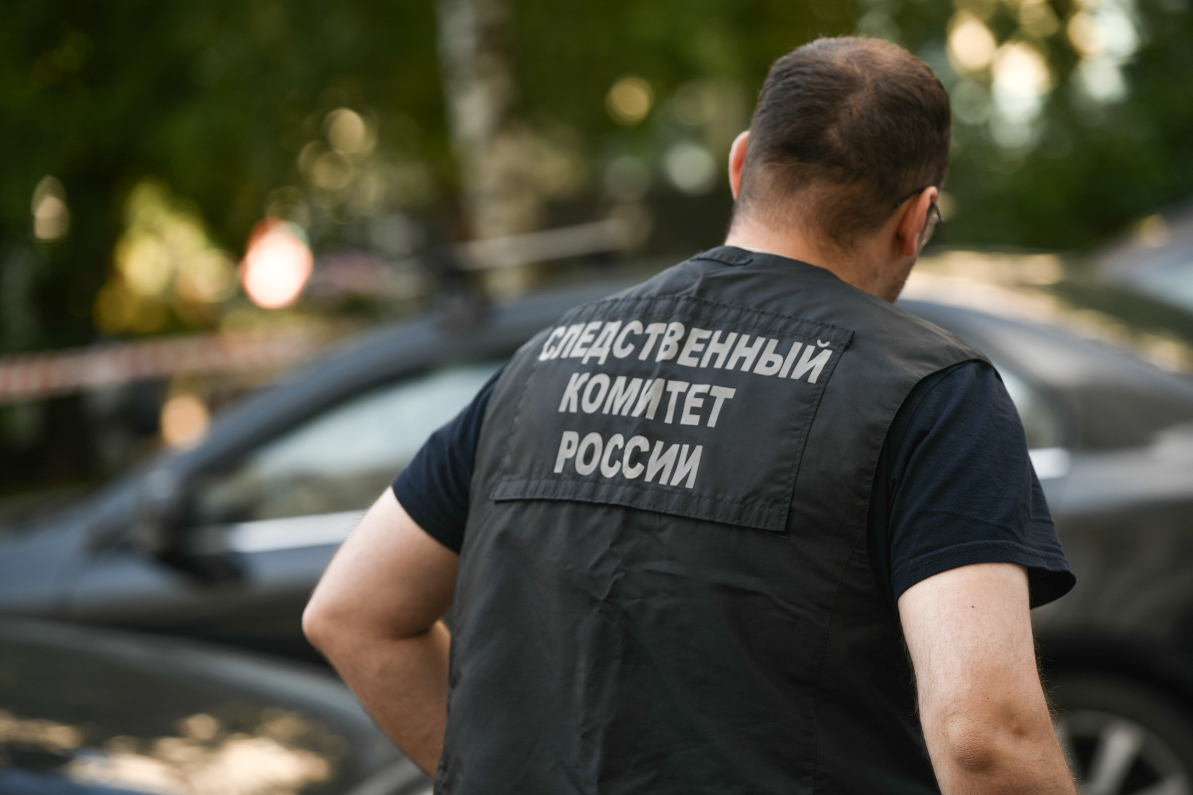 Возле элитного бизнес-центра в центре Тюмени нашли труп мужчины