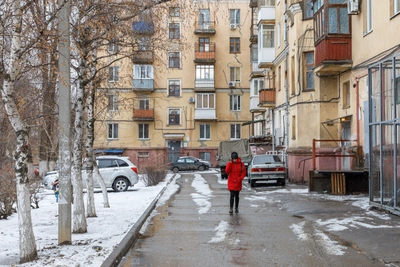 В Волгограде мать девочки, которую толкали под машину, заявила о давлении