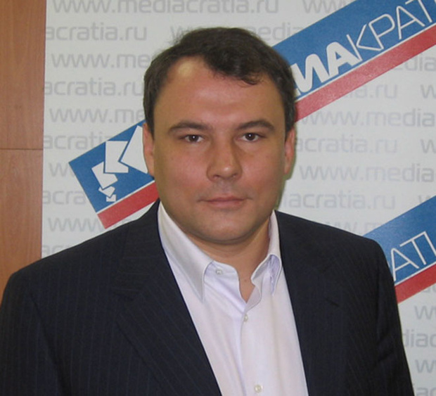 Петр Толстой, сгорела дача