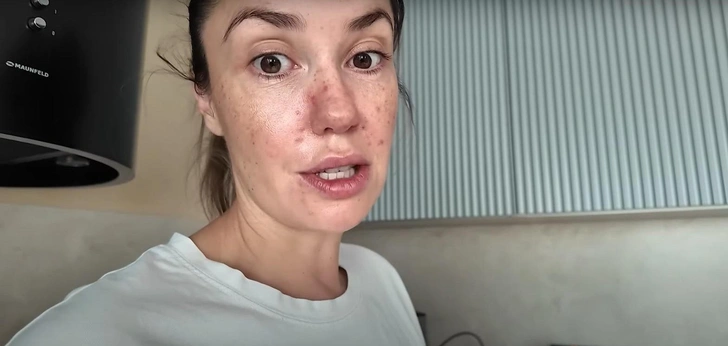 Актриса показала лицо без макияжа
