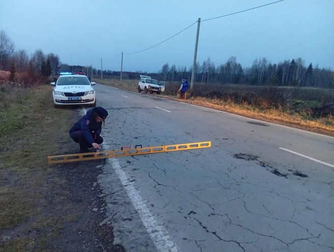 По поводу ДТП проведут расследование для выяснения всех обстоятельств | Источник: Госавтоинспекция Свердловской области