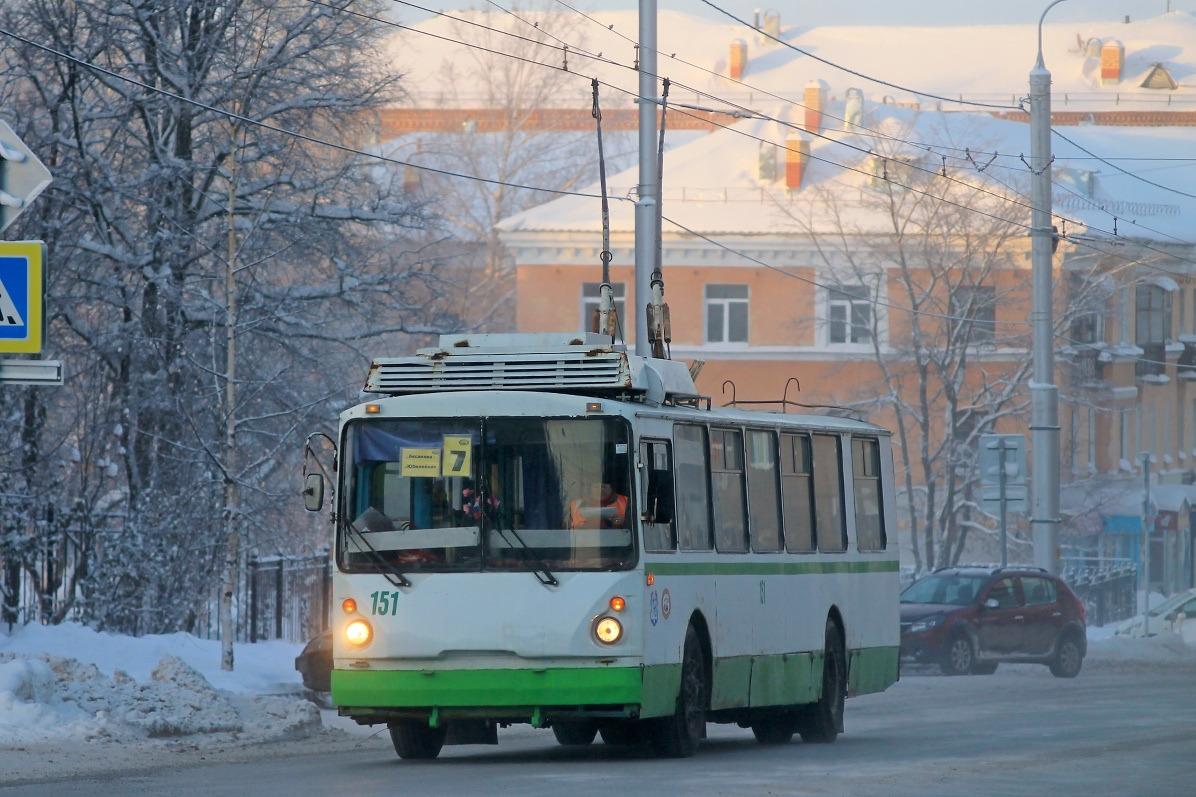 В Березниках ищут тех, кто видел, как кондуктор высадил из троллейбуса  школьника без маски в мороз 11 февраля 2021 г - 11 февраля 2021 - 59.ру