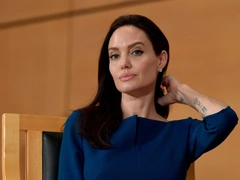 «Я перестала себя узнавать»: Анджелина Джоли открыто заговорила о разводе с Брэдом Питтом