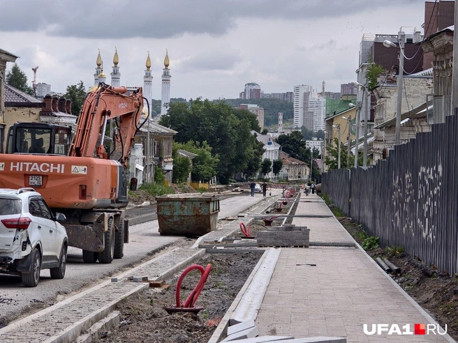 Уже уложили тротуар | Источник: Булат Салихов / UFA1.RU