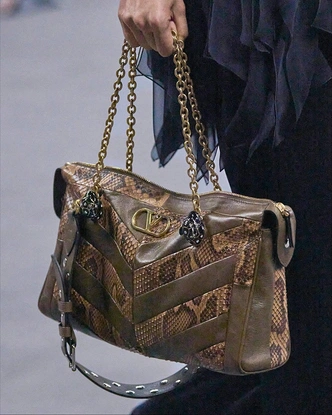 Знакомьтесь, новая it-bag от Valentino