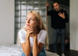 Холодные и закрытые: 3 знака Зодиака, у которых есть проблемы с доверием в отношениях