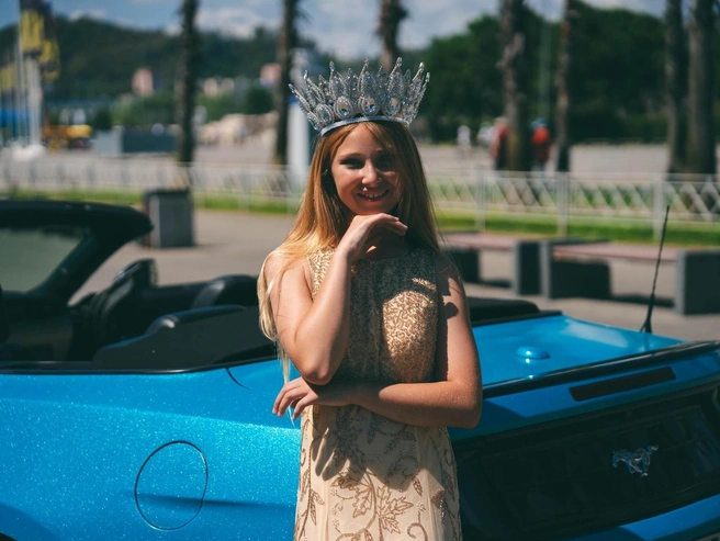 Пожалуй, не каждый взрослый справится с плотным графиком юной красавицы из Нижневартовска | Источник: Маруся Фоменко / ВКонтакте