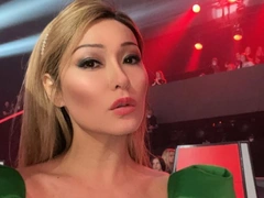 Великолепный вид: как Марина Ким выглядит в бикини через 2,5 месяца после рождения третьего ребенка