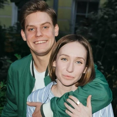 Девушка Павла Табакова поздравила актера с юбилеем снимком из личного архива пары