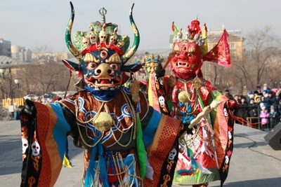 Передача хадака от Змеи к Огненной Лошади на Сагаалгане в Чите