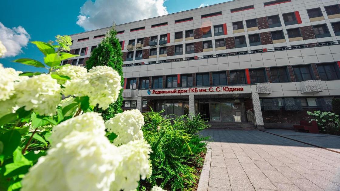 Женщины-врачи рожали в тех же роддомах, где работали сами: что дал им этот опыт?