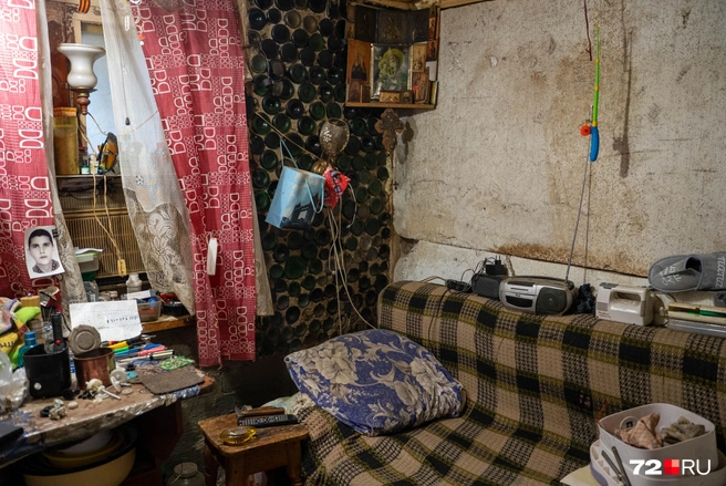 На фото 17-летний Леша. Иван говорит, что каждый день вспоминает сына | Источник: Илья Чикотин / 72.RU