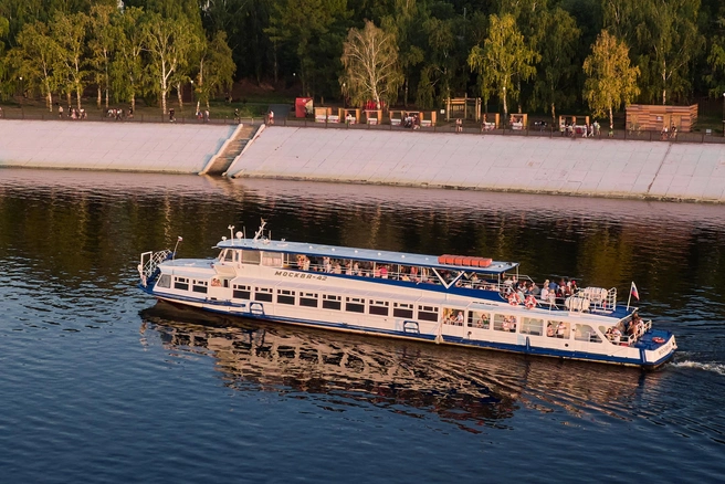 Двухпалубные теплоходы «Москва» | Источник: «Кама Трэвел»