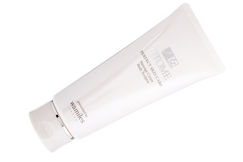 Массажный крем Perfect Skin Care, Otome | Источник: Николай Гулаков