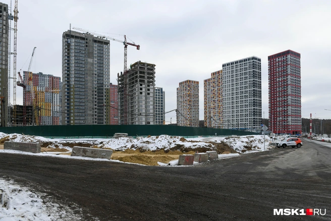 Самый бюджетный вариант — квартира на стадии строительства | Источник: Артем Устюжанин / MSK1.RU