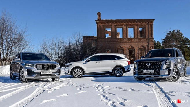 Конкуренция в этой нише высокая: есть еще Chery Tiggo 9 и его клон Tenet T9, близкий Jaecoo J8, Haval H7 (он чуть компактнее), Changan CS75 и CS95 | Источник: Артем Краснов