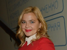 Пегова прокомментировала слухи о замужестве: «Ношу кольца на любых пальцах без разбора»