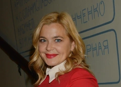 Пегова прокомментировала слухи о замужестве: «Ношу кольца на любых пальцах без разбора»