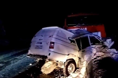 KAMAZ Veer Causes Fatal Crash on Tyumen-Khanty-Mansiysk 'Death Highway'