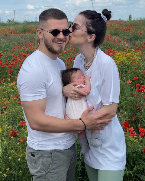 Алекса и Вячеслав Дайчев с дочкой