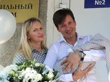Звезда «Уральских пельменей» Вячеслав Мясников отказался идти на роды жены