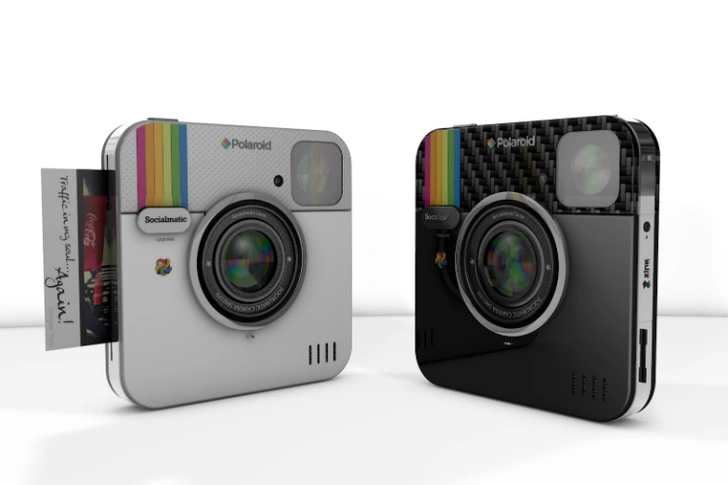 Хотим немедленно: Камера Polaroid + Instagram (запрещенная в России экстремистская организация)