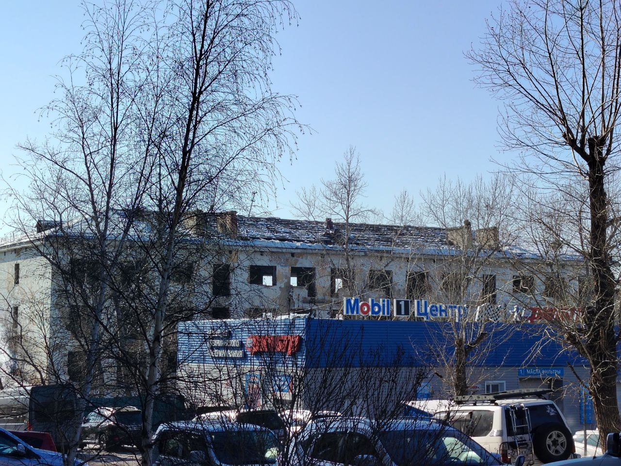 Здание старой инфекционки в Чите стали разбирать спустя семь лет