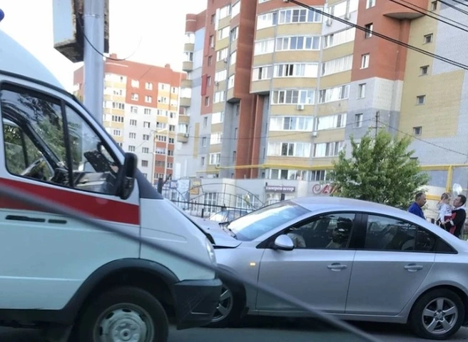 Стали известны травмы пострадавших в ДТП на Народном бульваре | ya62.ru