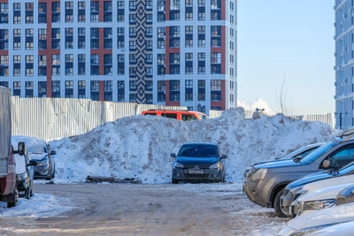 Ufa Residents Call Planeta District a Concrete Jungle