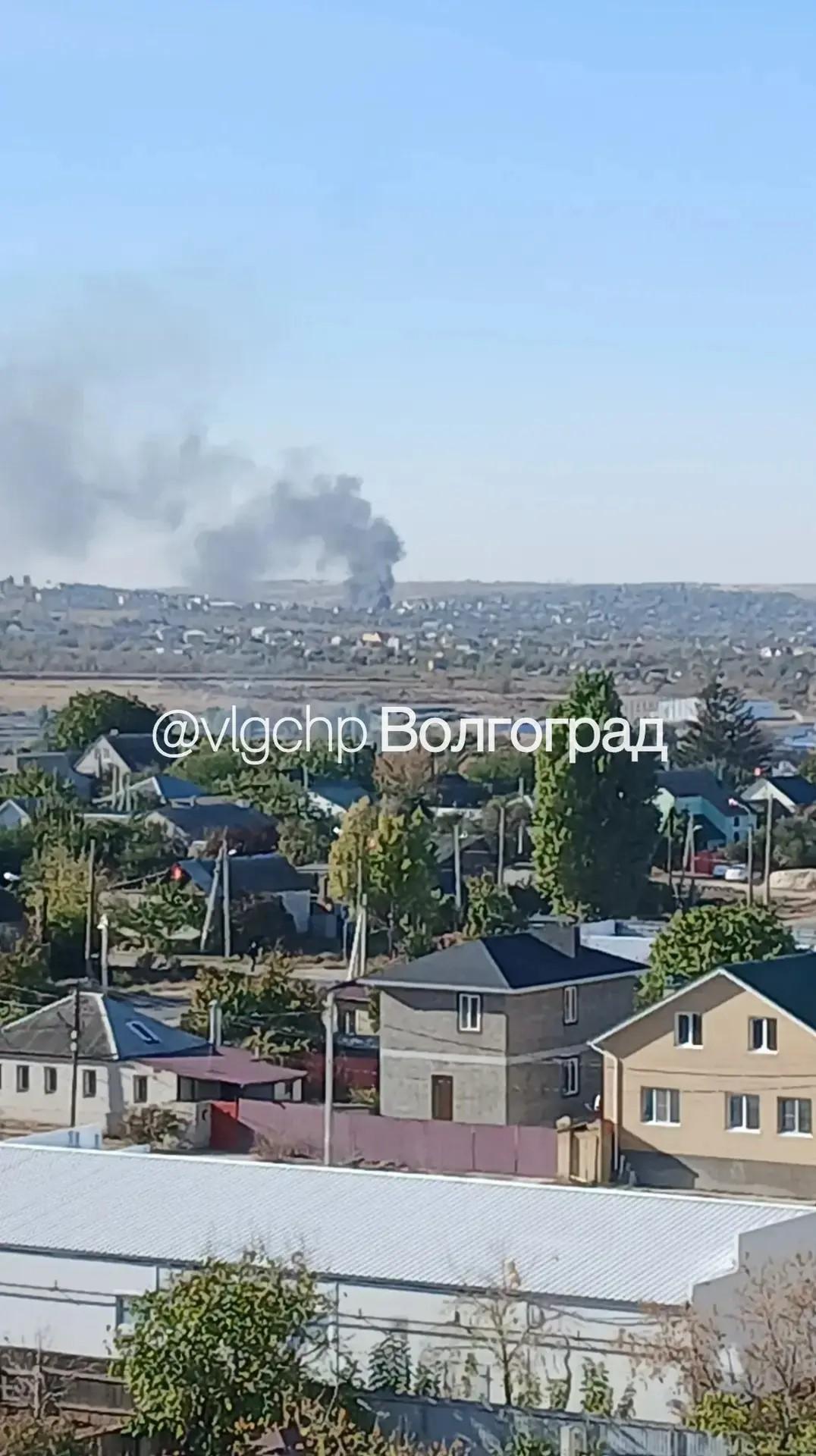 Столб черного дыма поднялся в пригороде Волгограда