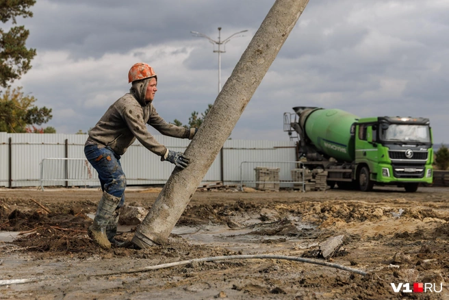 Спрос на рабочих транспортных профессий вырос в Якутии | Источник: Алексей Волхонский / V1.RU