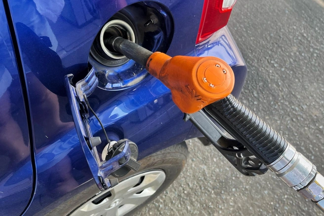 В то же время один из операторов в Сургуте снизил цены на бензин | Источник: Елена Буйвол / VLADIVOSTOK1.RU