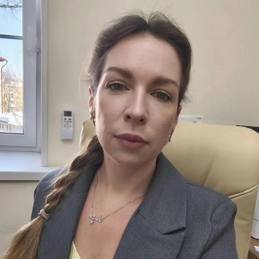 <p>Елена Смирнова</p>