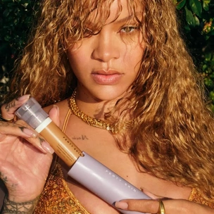 Рианна представляет новинку: тональный крем с SPF-защитой от Fenty Beauty