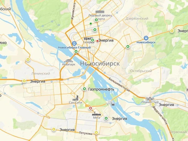 Где есть бензин 5 сентября | Источник: 2ГИС