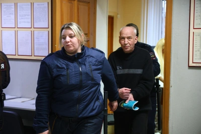 Urals man shows how he strangled and burned 11-year-old girl