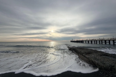 В Сочи самый теплый день января закончится штормом