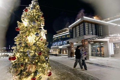 Челябинск в ожидании Нового года: фоторепортаж