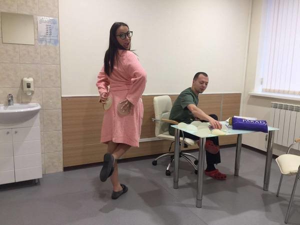 Анна Грачевская на приеме у хирурга Тимура Нугаева