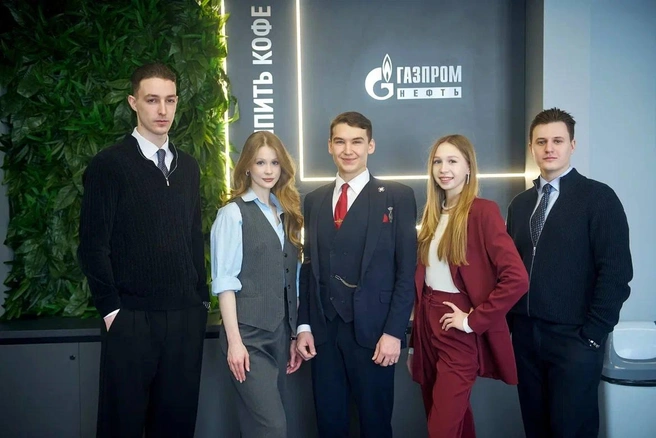 Подать заявку на целевое обучение можно через портал «Работа в России» или «Госуслуги» до 25 июля | Источник: Тюменский индустриальный университет