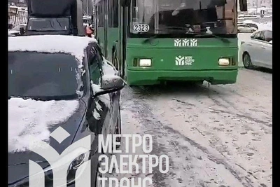 В Казани водителя BMW оштрафовали за срыв работы троллейбусов