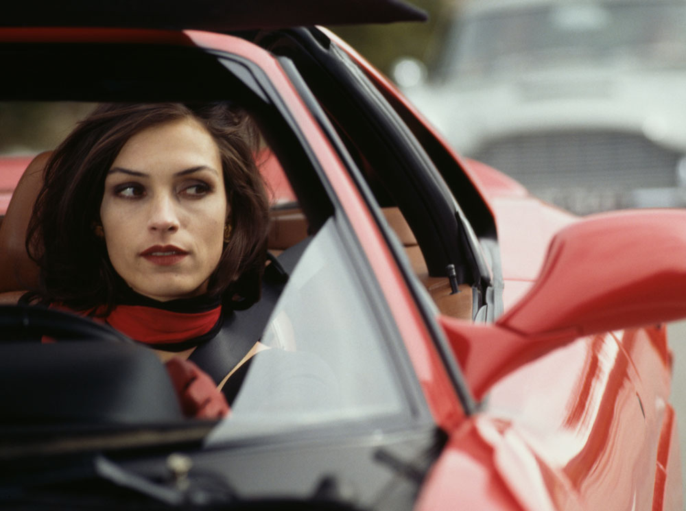 9 самых важных для женщин характеристик в автомобиле | marieclaire.ru