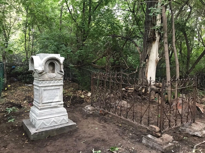 Старинное кладбище Каинска, рассказывают в местном музее, имело охранный статус еще в советское время | Источник: предоставлено Виталием Колмогоровым