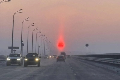 What Are the Light Pillars Over Volgograd Oblast?