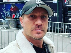 «Сладкие и любимые»: Костомаров показал, ради кого боролся за жизнь долгих 175 дней