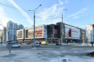 Yekaterinburg mall hikes overnight parking price dozens of times