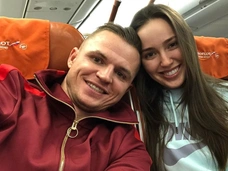 Супругу Дмитрия Тарасова поздравляют с беременностью