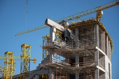 Застройщики Кузбасса не продают треть готовых квартир