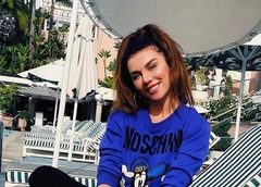 Анна Седокова впервые за долгое время увиделась с дочерью Моникой
